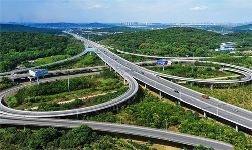 洛阳钢筋套筒应用于高速公路